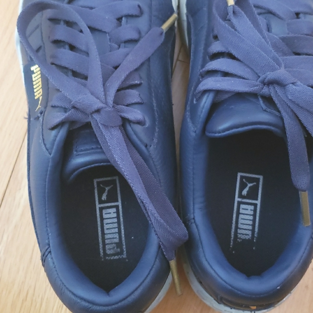 Puma Cali Emboss Low-Top Leather Sneakers in Navy Size 9.5 - Picture 5 of 10